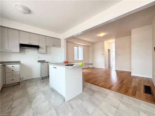 132 Port Crescent, Welland, ON - Indoor Photo Showing Kitchen