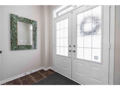 115 Larry Crescent, Caledonia, ON - Indoor Photo Showing Other Room