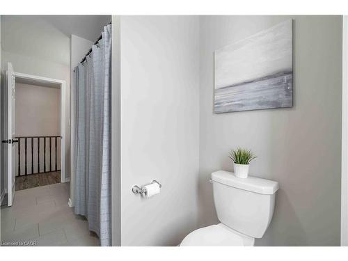 115 Larry Crescent, Caledonia, ON - Indoor Photo Showing Bathroom