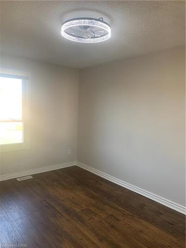 45-242 Lakeport Road, St. Catharines, ON - Indoor Photo Showing Other Room