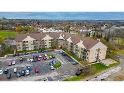 318-15 Hofstetter Avenue  Kitchener, ON N2A 3Z7