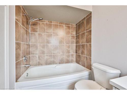 2980 Guire Common, Burlington, ON - Indoor Photo Showing Bathroom