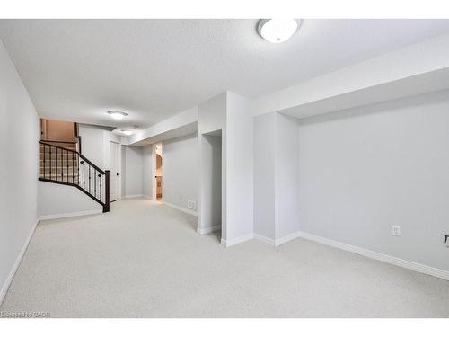 2980 Guire Common, Burlington, ON - Indoor Photo Showing Other Room