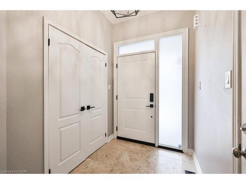 2980 Guire Common, Burlington, ON - Indoor Photo Showing Other Room