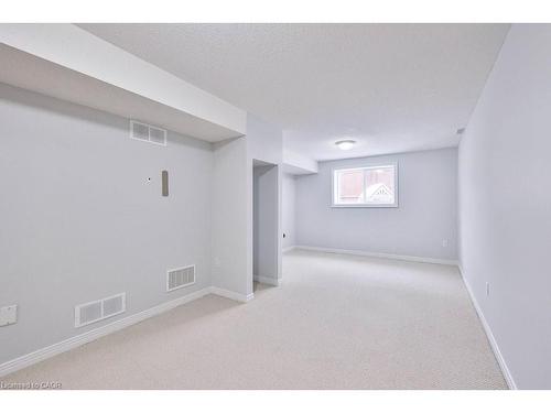 2980 Guire Common, Burlington, ON - Indoor