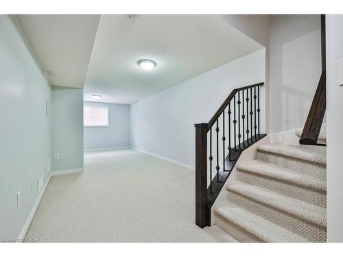 2980 Guire Common, Burlington, ON - Indoor Photo Showing Other Room