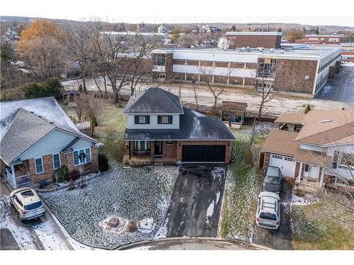 4310 Concord Avenue, Beamsville, ON - Outdoor