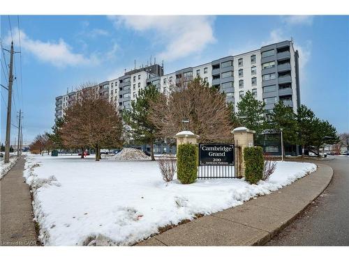 205-200 Jamieson Parkway, Cambridge, ON - Outdoor