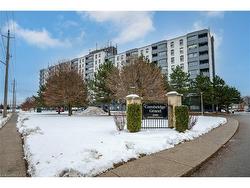 205-200 Jamieson Parkway  Cambridge, ON N3C 4B5