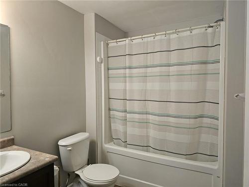 29-10 Foxglove Crescent, Kitchener, ON - Indoor Photo Showing Bathroom