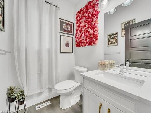 3374 Oriole Drive, London, ON - Indoor Photo Showing Bathroom