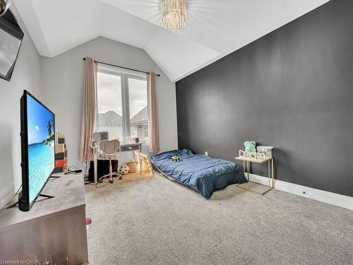 3374 Oriole Drive, London, ON - Indoor Photo Showing Bedroom