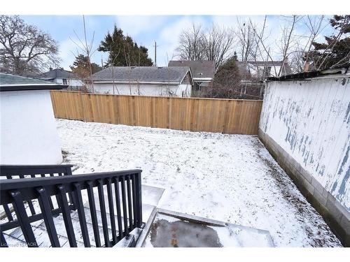 215 Walter Avenue S, Hamilton, ON - Outdoor