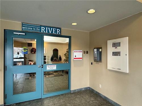 309-210 Main Street E, Dunnville, ON - Indoor Photo Showing Other Room