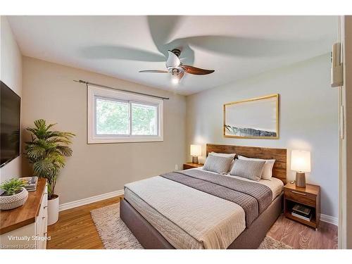 1319 Roseville Road, Cambridge, ON - Indoor Photo Showing Bedroom