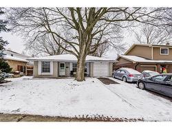 2145 Sandringham Drive  Burlington, ON L7P 1T8