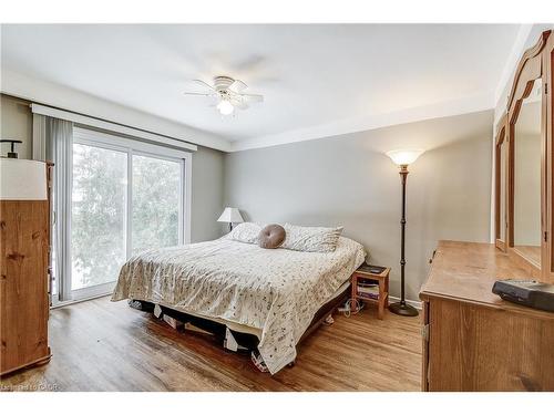 2145 Sandringham Drive, Burlington, ON - Indoor Photo Showing Bedroom
