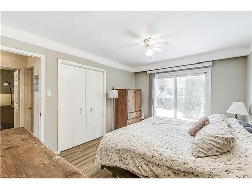 2145 Sandringham Drive, Burlington, ON - Indoor Photo Showing Bedroom