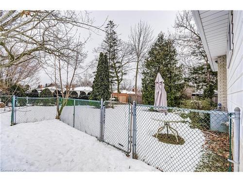 2145 Sandringham Drive, Burlington, ON - Outdoor