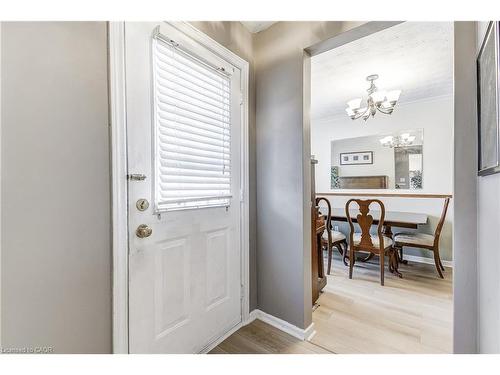 2145 Sandringham Drive, Burlington, ON - Indoor Photo Showing Other Room