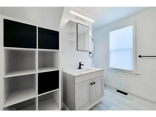 47 Gertrude Street, Hamilton, ON - Indoor