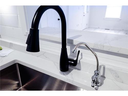 47 Gertrude Street, Hamilton, ON - Indoor Photo Showing Kitchen