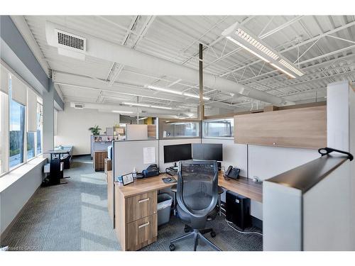 423-1100 South Service Road, Stoney Creek, ON 