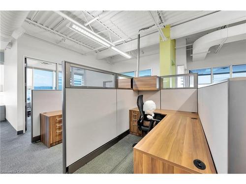 423-1100 South Service Road, Stoney Creek, ON 