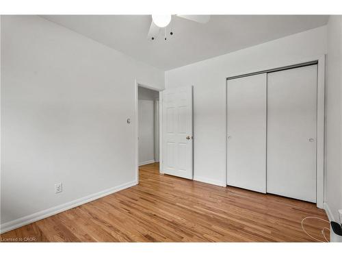 98 Laurier Avenue, Hamilton, ON - Indoor Photo Showing Other Room