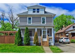 4743 Ryerson Crescent  Niagara Falls, ON L2E 1E6