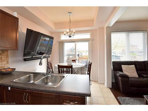 21-45 Seabreeze Crescent, Stoney Creek, ON - Indoor Photo Showing Kitchen With Double Sink