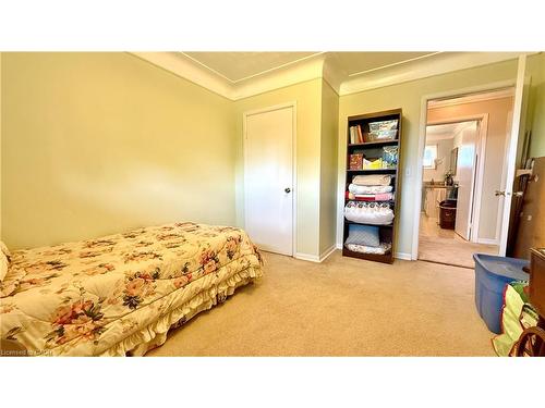 1665 Cockshutt Road, Waterford, ON - Indoor Photo Showing Bedroom