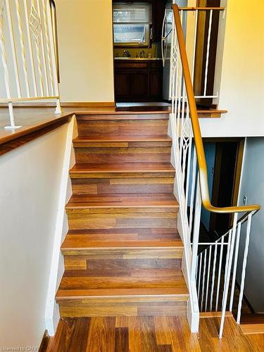 402 Lakeview Drive, Waterloo, ON - Indoor Photo Showing Other Room