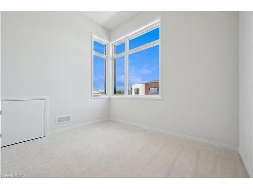 C9-15 Stauffer Woods Trail, Kitchener, ON - Indoor Photo Showing Other Room