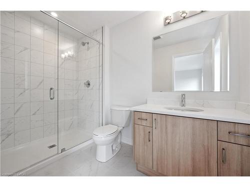 C9-15 Stauffer Woods Trail, Kitchener, ON - Indoor Photo Showing Bathroom