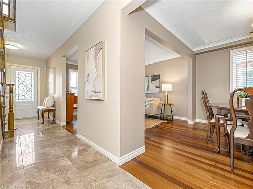 2137 Cleaver Avenue, Burlington, ON - Indoor