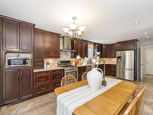 2137 Cleaver Avenue, Burlington, ON - Indoor