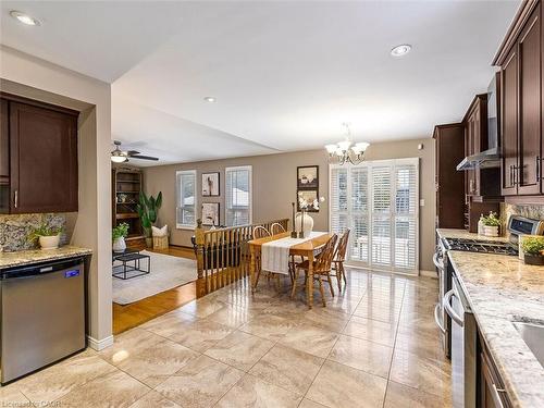 2137 Cleaver Avenue, Burlington, ON - Indoor