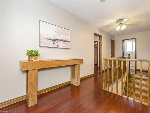 2137 Cleaver Avenue, Burlington, ON - Indoor Photo Showing Other Room