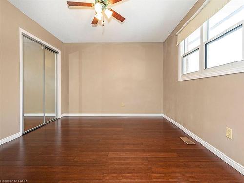 2137 Cleaver Avenue, Burlington, ON - Indoor Photo Showing Other Room