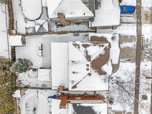 2137 Cleaver Avenue, Burlington, ON - Outdoor