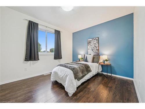 635 Raglan Street, Palmerston, ON - Indoor Photo Showing Bedroom
