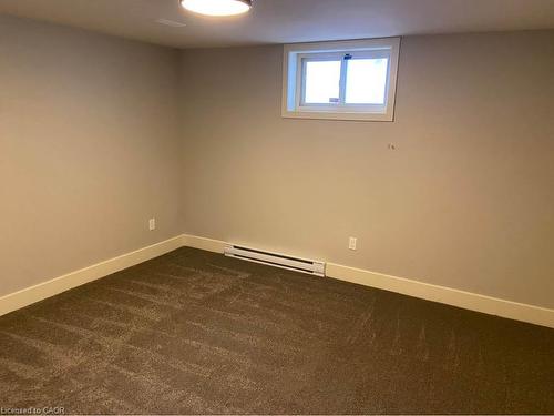 56 Woolwich Street N, Breslau, ON - Indoor Photo Showing Other Room