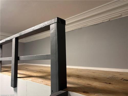 5-123 Macnab Street S, Hamilton, ON - Indoor