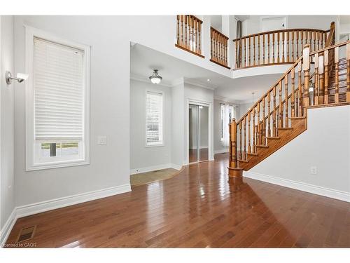 319 Duskywing Way, Oakville, ON - Indoor Photo Showing Other Room