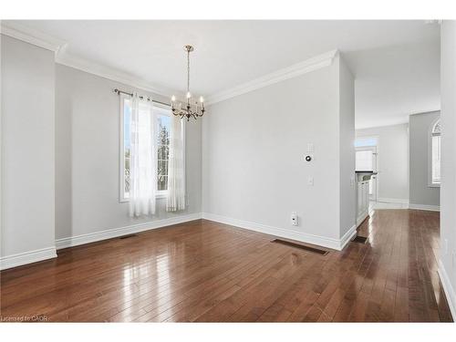 319 Duskywing Way, Oakville, ON - Indoor Photo Showing Other Room