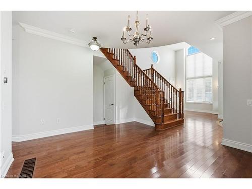 319 Duskywing Way, Oakville, ON - Indoor Photo Showing Other Room