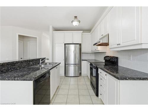 319 Duskywing Way, Oakville, ON - Indoor Photo Showing Kitchen With Double Sink