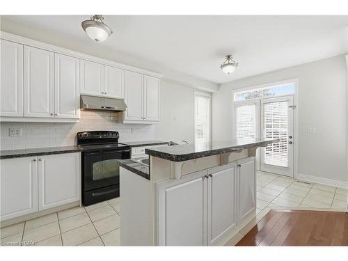 319 Duskywing Way, Oakville, ON - Indoor Photo Showing Kitchen