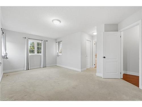 319 Duskywing Way, Oakville, ON - Indoor Photo Showing Other Room